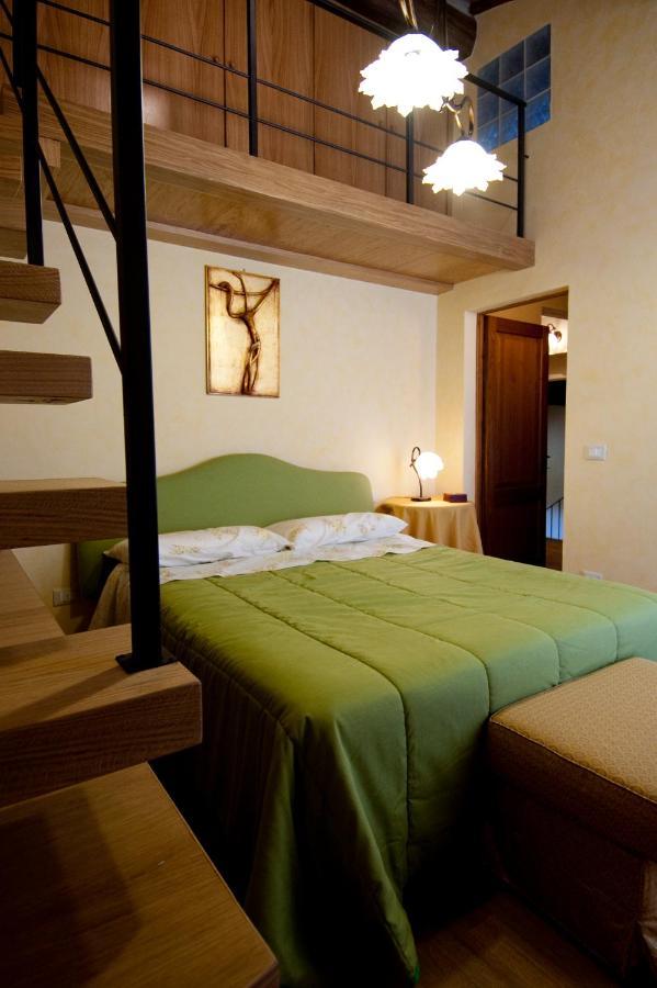 Savignola Paolina Farm stay *